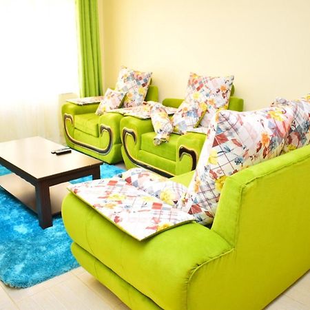 Great House Bnb Near Jkia Nairobi Esterno foto