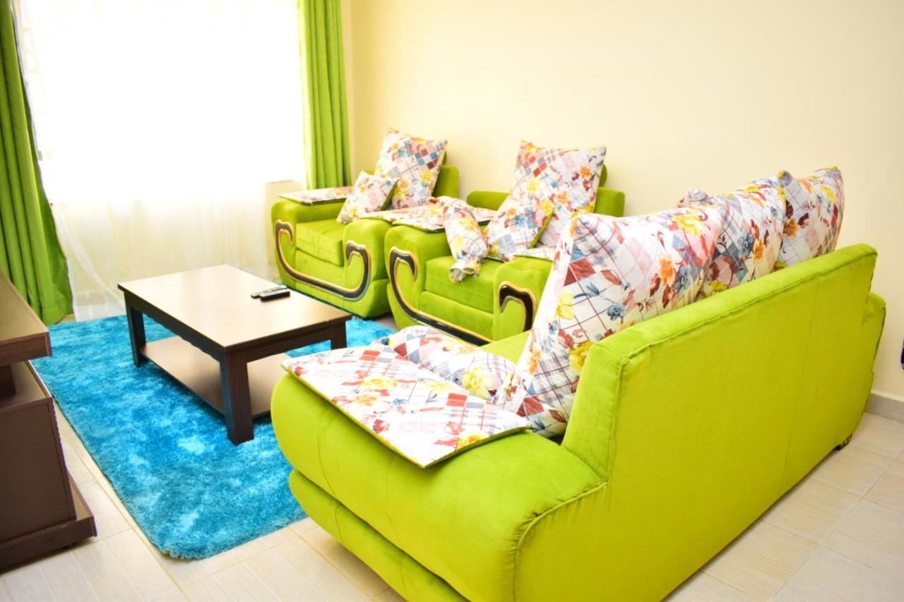 Great House Bnb Near Jkia Nairobi Esterno foto